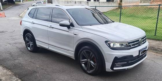 VOLKSWAGEN TIGUAN 2.0 350 TSI GASOLINA ALLSPACE R-LINE 4MOTION DSG
